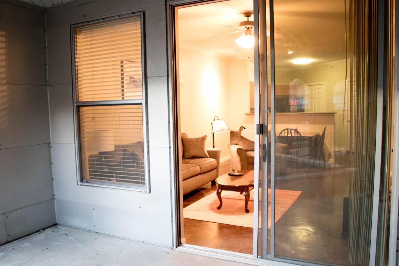 Downtown Dallas Beautiful Poolside Apartment Exteriér fotografie